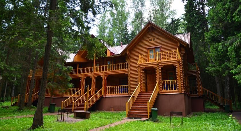 Дачный отель «Истра Holiday» Московская область Таунхаус с двумя спальнями и мини-кухней